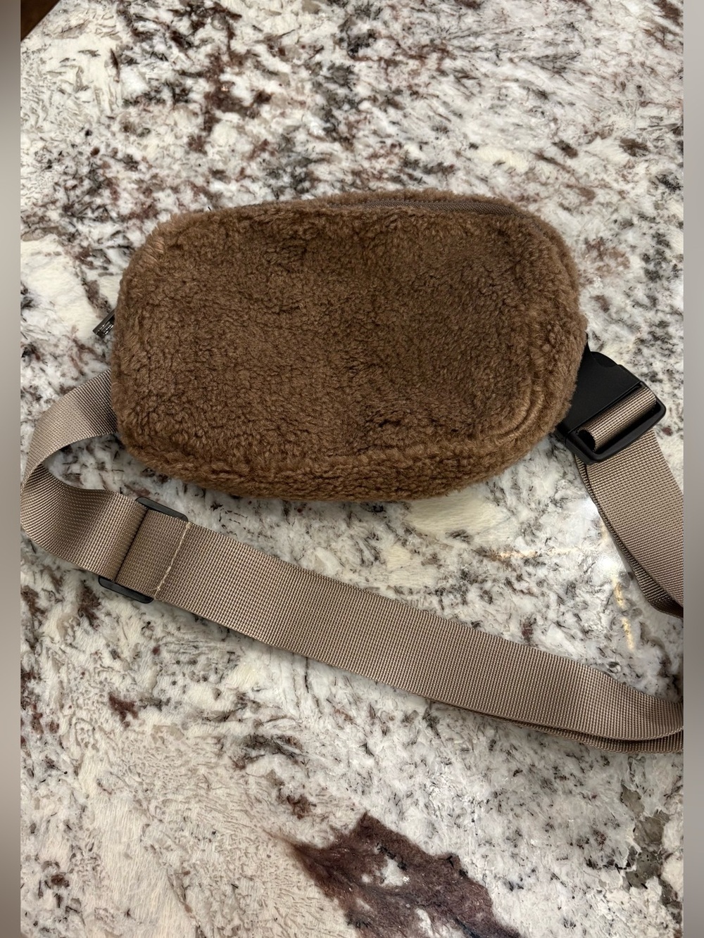 FUZZY ADJUSTABLE FANNY PACK BELT BAG BRAND NEW